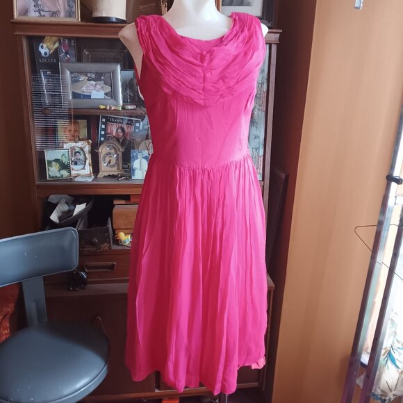 Sz 8 True Vintage 1960's Pink Sleeveless Prom Dress Draped Neckline - Picture 11 of 11